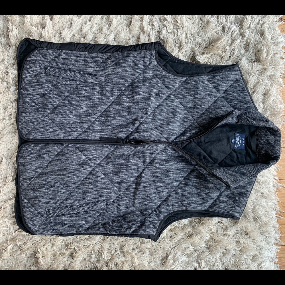 J CREW VEST — Excellent condition! Size: Medium